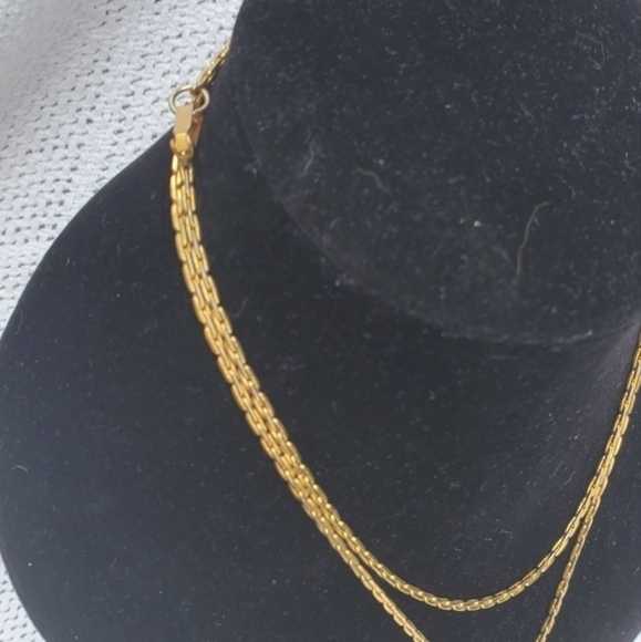 Vintage Gold Filigree Faux Turquoise pendant Necklace - Picture 5 of 7